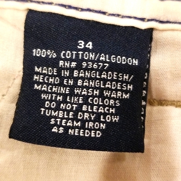 St. John's Bay Cargo men's tan shorts - Picture 7 of 7